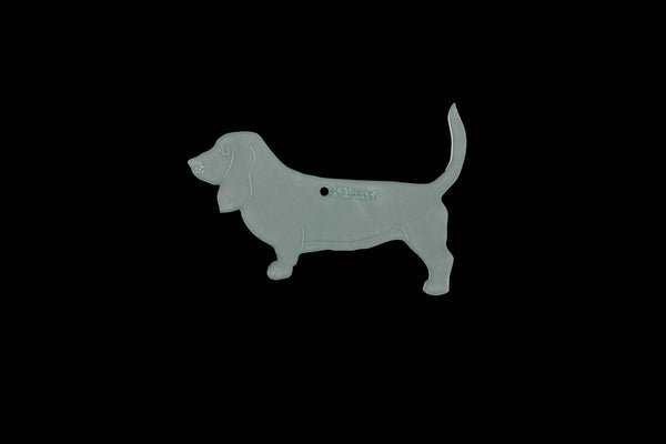A BASSET HOUND ACRYLIC SEWING/CRAFT TEMPLATE from 3"