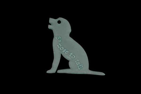A SITTING DOG  ACRYLIC SEWING/CRAFT TEMPLATE