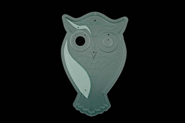 A LOVELY ACRYLIC OWL SEWING CRAFT TEMPLATE