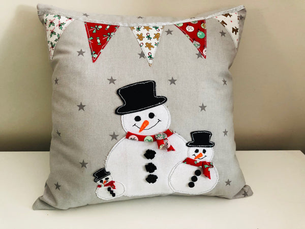 A SET OF ACRYLIC SNOWMEN SEWING CRAFT TEMPLATES