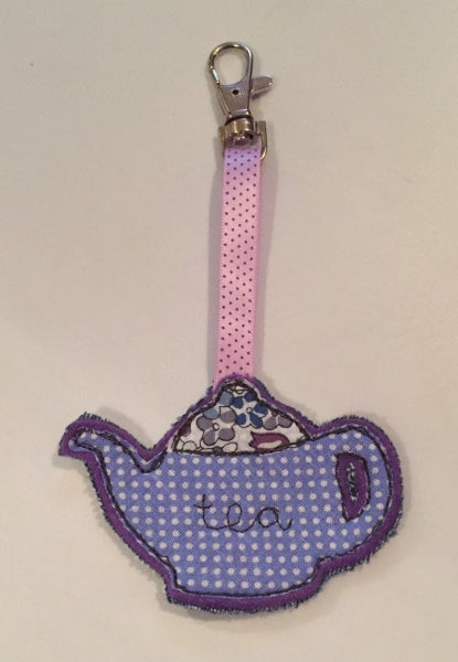 AN ACRYLIC TEAPOT CRAFT SEWING TEMPLATE