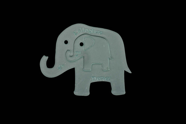 A GORGEOUS DUO OF ELEPHANTS ACRYLIC SEWING/CRAFT TEMPLATES (11CM X 9CM)