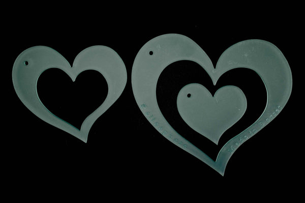 A SET OF 3 CURVED HEART STENCILS FOR QUILTING OR APPLIQUÉ