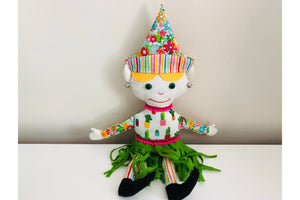 AN ACRYLIC ELF SEWING/CRAFT TEMPLATE KIT