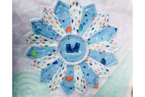A DRESDEN PLATE SET OF ACRYLIC SEWING/CRAFT TEMPLATES