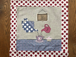 AN ACRYLIC TEAPOT AND TEA CUP CRAFT SEWING TEMPLATE