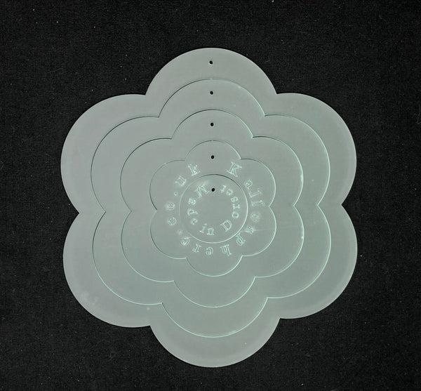 A SET OF ACRYLIC FLOWER SEWING CRAFT TEMPLATES - six petals