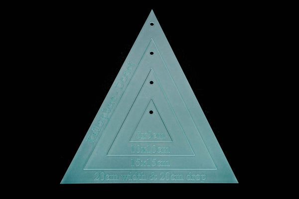 FOUR ACRYLIC BUNTING TRIANGLE SEWING/CRAFT TEMPLATES - 20CM X 20CM (DROP)